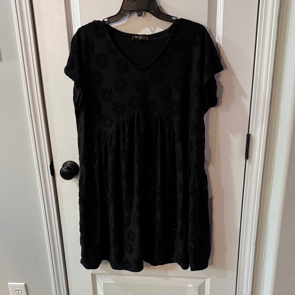 BOMBOM Black Floral Textured Dress Size XL